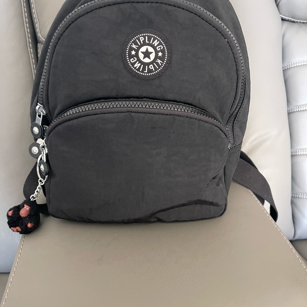 Kipling paola small back pack